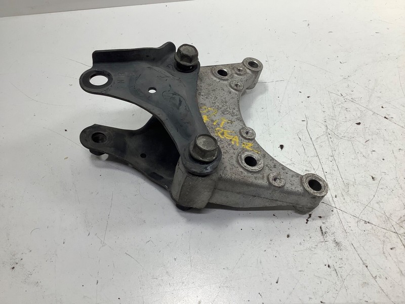 07-08 Honda FIT Rear ENGINE Bracket OEM