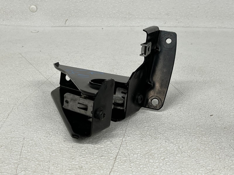 ⭐2007-2012 BMW 3-SERIES E90 FRONT RIGHT SIDE HOOD LOCK LATCH BRACKET OEM LOT2541