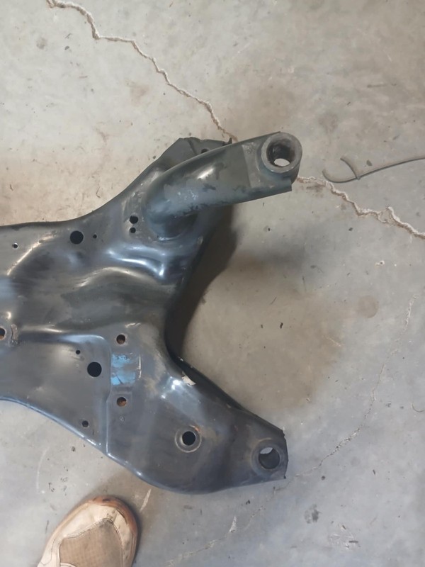 2007-2017 Jeep Compass Front Suspension Subframe Crossmember 4WD OEM 68211659AA