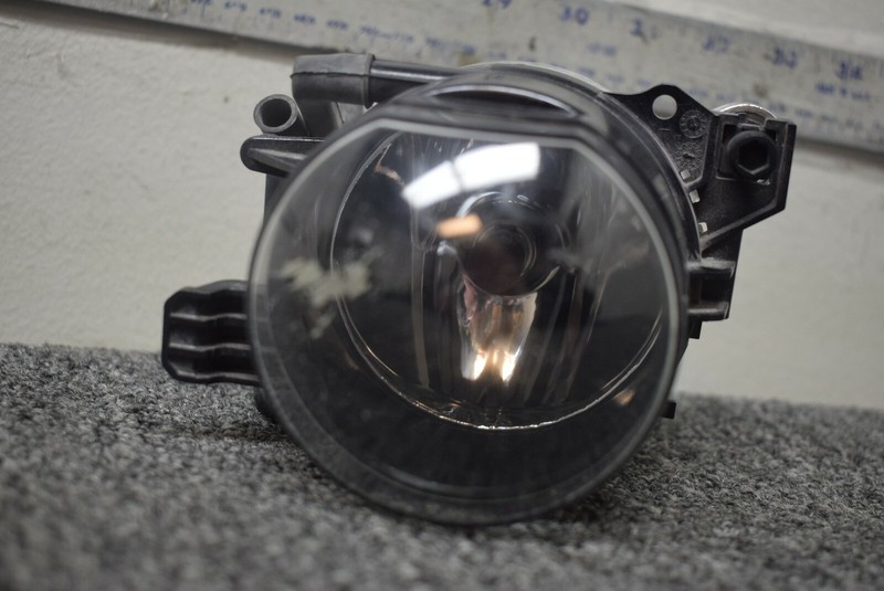 BMW 7 SERIES FOG LIGHT FACTORY OEM