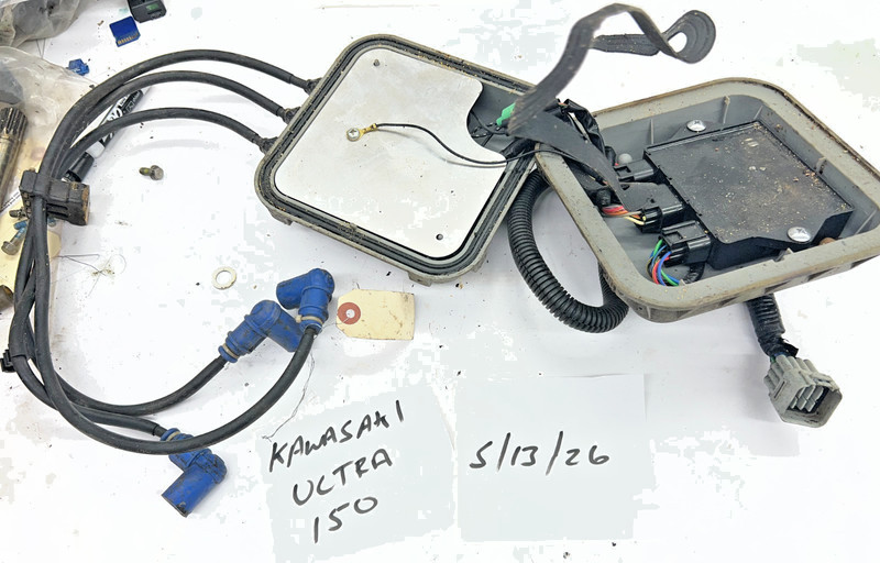 Kawasaki Jet Ski Ultra 150 Electronics Box Ignition Coil CDI Module 21119-3757