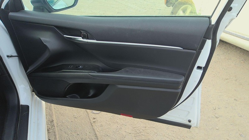 Front Door Trim Panel TOYOTA CAMRY Right 20 21 22 23 19 18