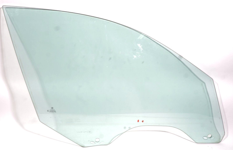 2002 - 2008 BMW 745I E65 FRONT RIGTH PASSENGER SIDE DOOR WINDOW GLASS