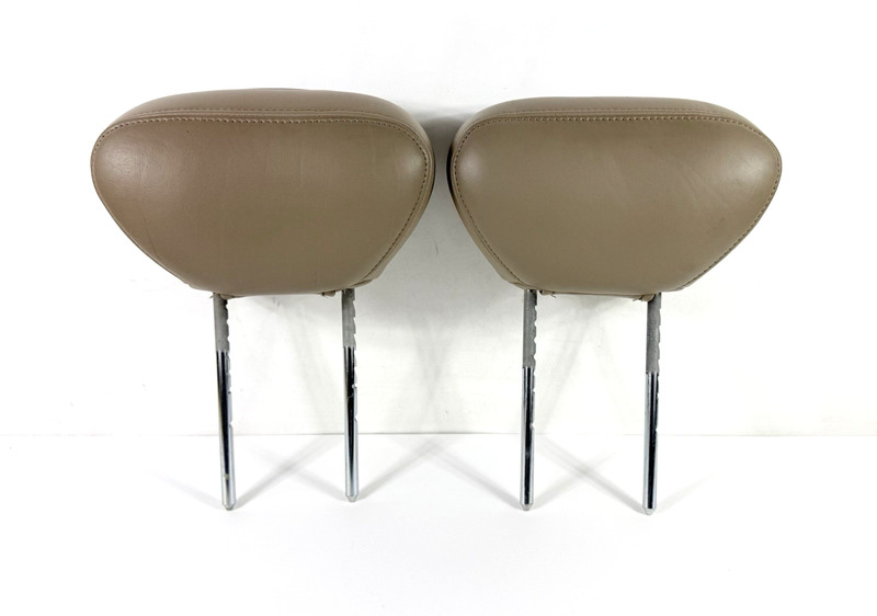 2001–2002 Ford F250 F350 Lariat XLT Front Seat Headrests Pair Tan / Leather OEM