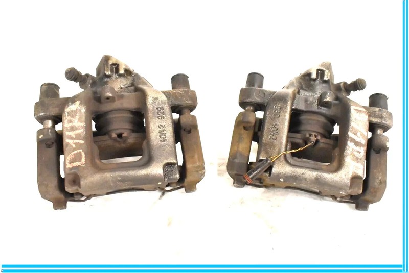 08-17 Mercedes W207 E550 C350 Rear Left & Right Brake Calipers Set of 2 Pc OEM