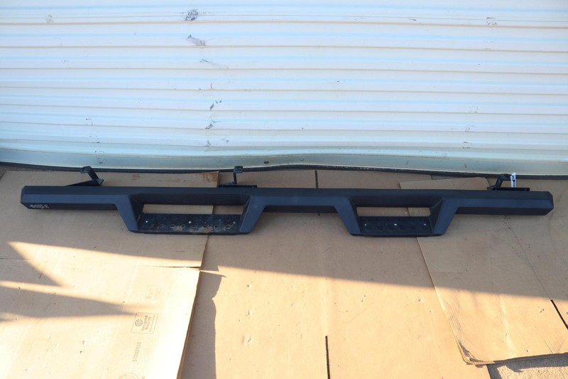2020-2023 JEEP GLADIATOR LEFT DRIVER SIDE RUNNING BOARD STEP PLATE WESTIN HD