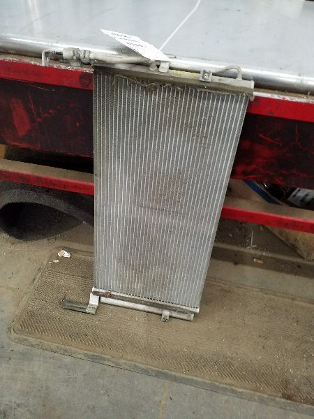 AC Condenser Fits 01-06 SANTA FE 184328