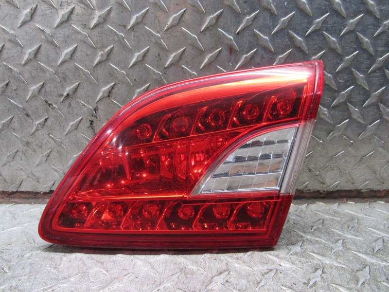 2013 2014 2015 NISSAN SENTRA RIGHT REAR PASSENGER TAIL LAMP LIGHT LID MOUNTED