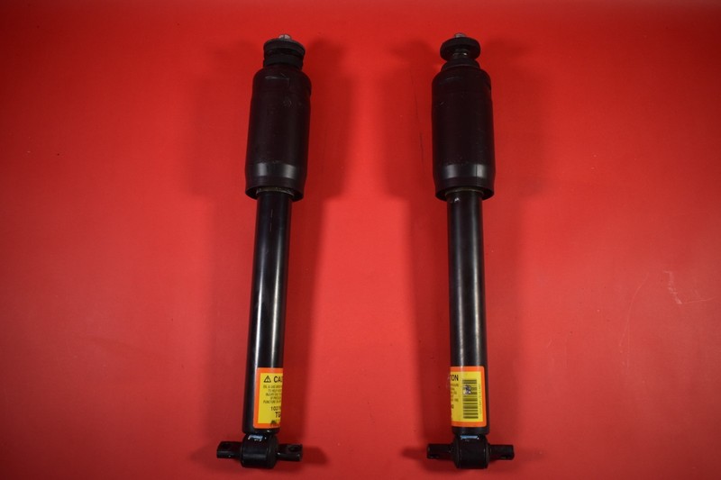 1997-2004 Corvette C5 Front Shock Absorbers SET USED **10279660 OEM**