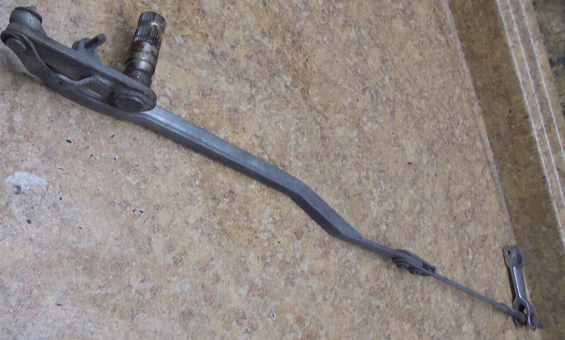 1992 Yamaha XV750 XV 750 Virago Rear Back Brake Rod Actuator Linkage Shaft Lever