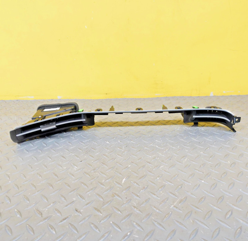 2022-2024 HYUNDAI TUCSON FRONT LEFT SIDE AC AIR VENT TRIM OEM 97480CW030NNB