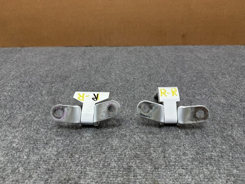 GENESIS G80 2021-2025 OEM REAR RIGHT PASSENGER DOOR HINGES BRACKETS ASSY (PAIR)