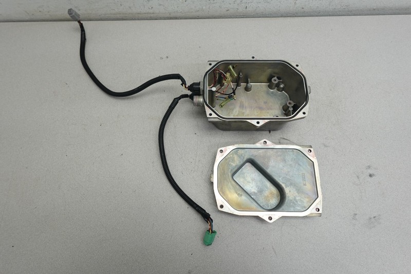 1999-2005 Kawasaki Ultra 150 PWC Jetski OEM Trim Control Box Housing Ass'y