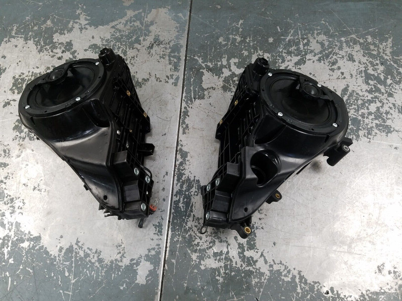 2018 17 - 23 Harley Davidson Street GlideFront Speaker PodsSpeakers #5493 V4