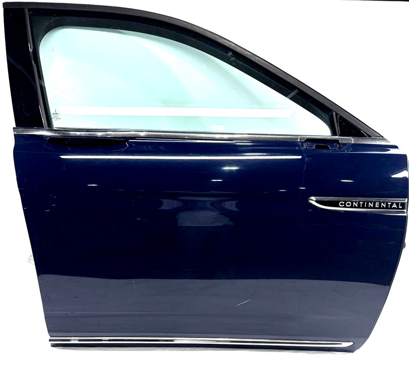 2017-2020 Lincoln Continental Frnt Passenger Side RH Door Assembly Scratches OEM