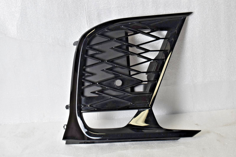 2022-2024 LEXUS LX600 OEM FRONT RIGHT RH FOG LIGHT COVER GRILLE 81481-60190