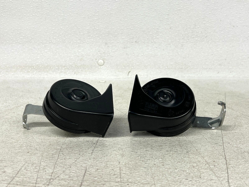 ⭐2018-2024 BUICK ENCLAVE HIGH LOW PITCH NOTE TONE ALARM CAR HORN SET OEM LOT2578