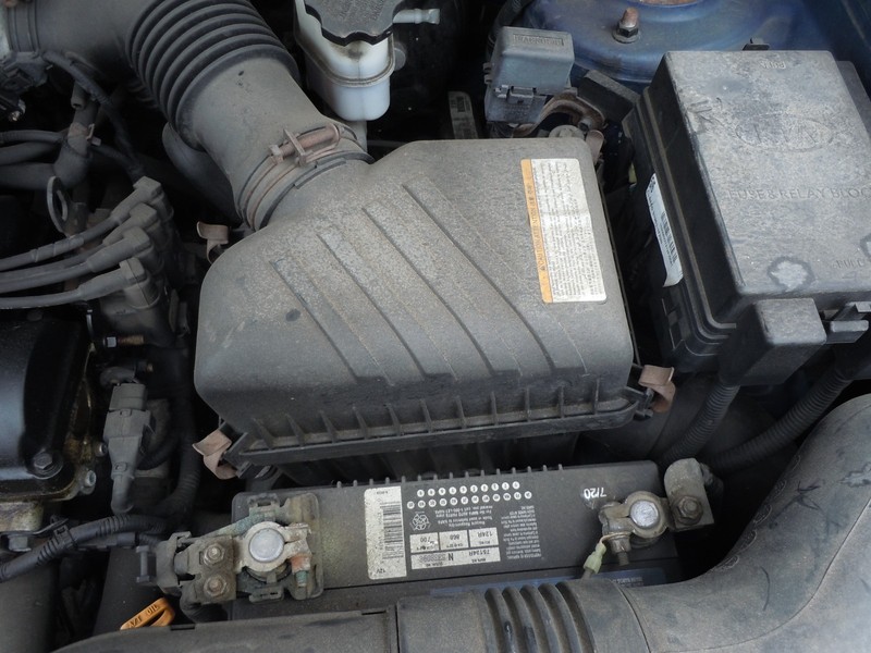 2005-2010 Kia Sportage Air Cleaner Housing Box OEM