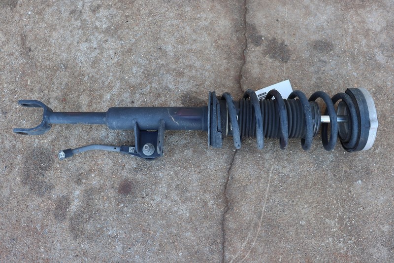 2017-2020 BMW 540I G30 FRONT RIGHT SUSPENSION SHOCK STRUT ABSORBER OEM