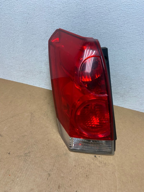 2004 to 2009 Nissan Quest Left Driver Lh Side Tail Light AE3135 LK