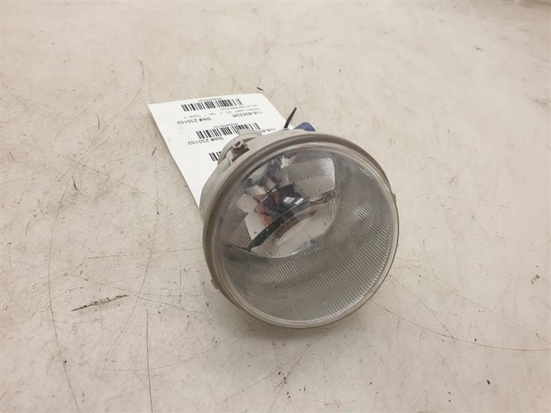 14-20 TOYOTA TUNDRA SR5 PASSENGER SIDE FRONT FOG LIGHT ASSEMBLY