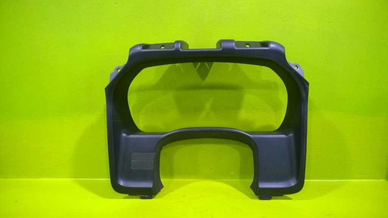 14 15 16 17 18 19 SIERRA SILVERADO SPEEDOMETER CLUSTER BEZEL OEM 3189-47
