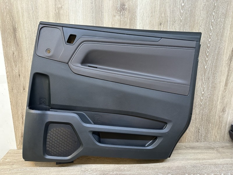 2018-24 HONDA ODYSSEY REAR RH INTERIOR DOOR PANEL OEM PART# 83701-THR-A01ZD