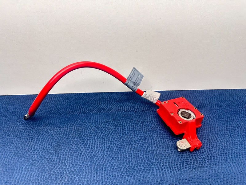 5–15 BMW E90 3-Series M3 Early Positive Battery Plus Pole Terminal Cable Red OEM