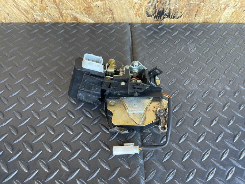 1995-2003 BMW E38 E39 M5 740 750iL Rear Right Door Lock Latch Actuator Drive OEM