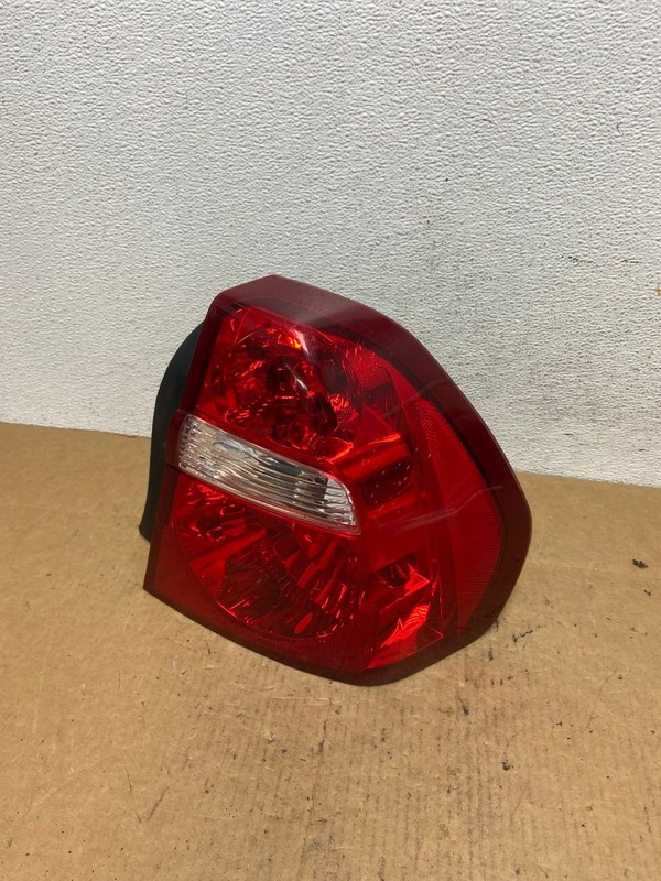 2004 to 2008 Chevrolet Malibu Right Passenger Rh Side Oem Tail Light AD4678 LK