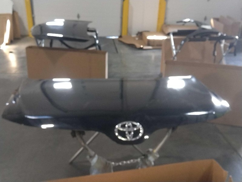 2013 Toyota Venza OEM Black Hood Panel 4DR SUV 533010T020 Used 101K Miles