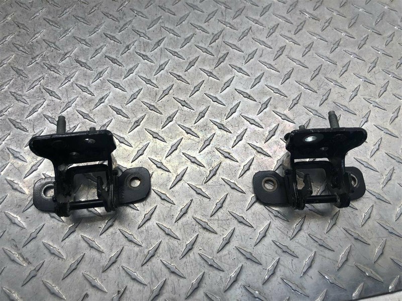 2009 LINCOLN MKX DRIVER REAR UPPER AND LOWER DOOR HINGES OEM