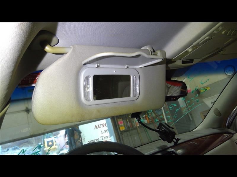Driver Left Sun Visor With Illumination Fits 06-11 LUCERNE 1302645