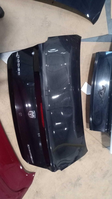 2010 Dodge Charger OEM Black Deck Lid Trunk Lid Used 285k Miles w/o Spoiler