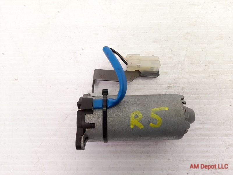 2002 BMW 330xi 330i 325i 325xi E46 Right Seat Vertical Adjustment Motor 8251617