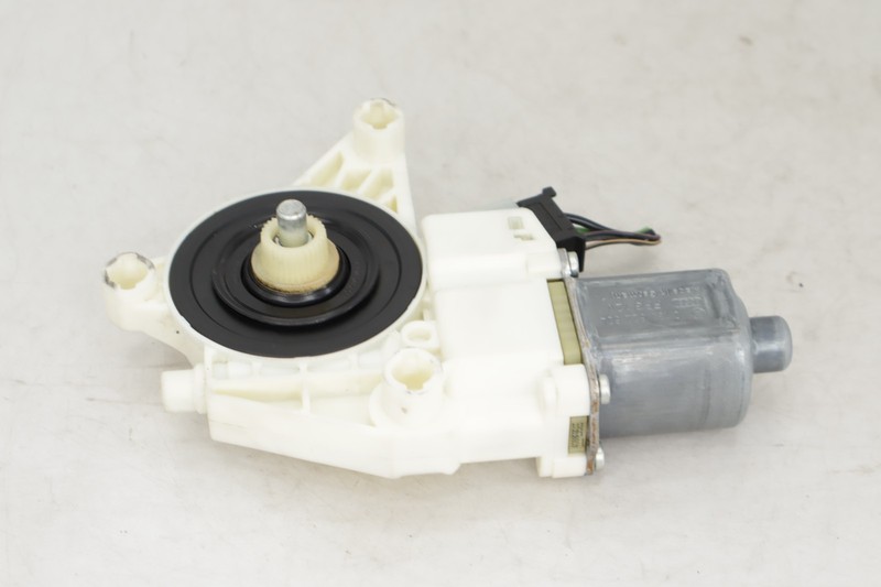 ✅ 08-14 Mercedes W204 C300 C63 AMG Sedan Rear Right Door Window Regulator Motor
