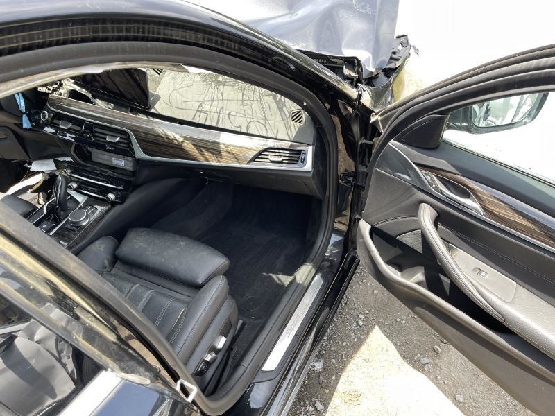 2017-2023 BMW 530i RIGHT A-PILLAR BLACK PC 475 2.0L AT 55041