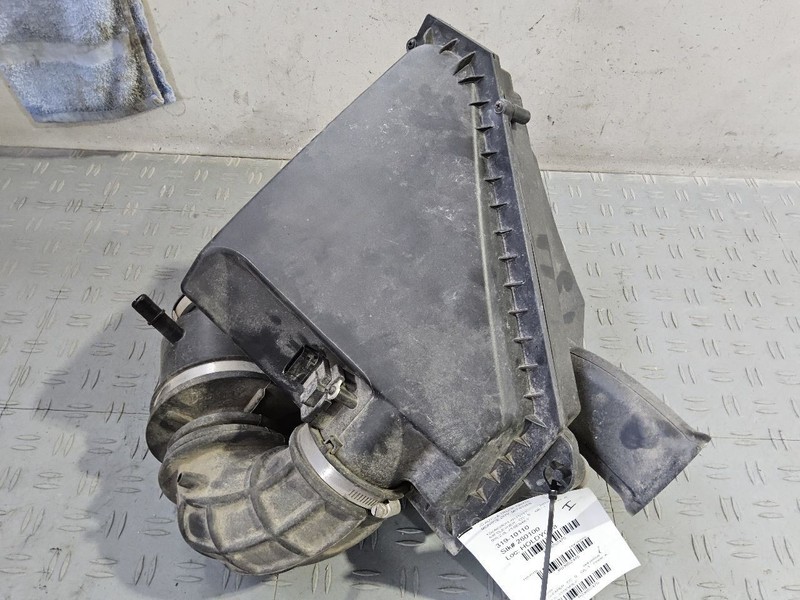 2018-2019 Cadillac ATS Air Cleaner Intake Box Assembly Fits 2.0L