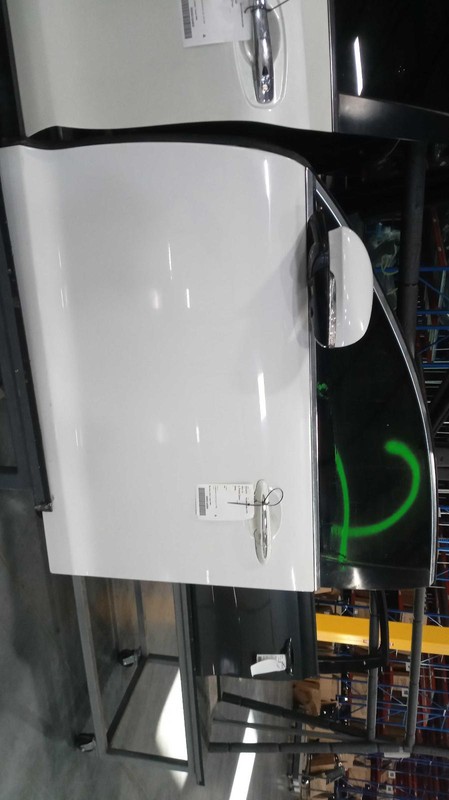2011 Jaguar XJ Left Front Door White OEM Used 88K Miles - No Warranty