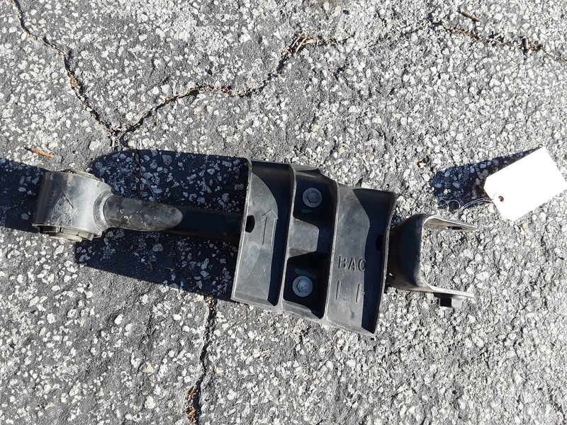 Rear Left Lateral Lower Control Arm 2018 Mazda 3 B63B-28-55 2017