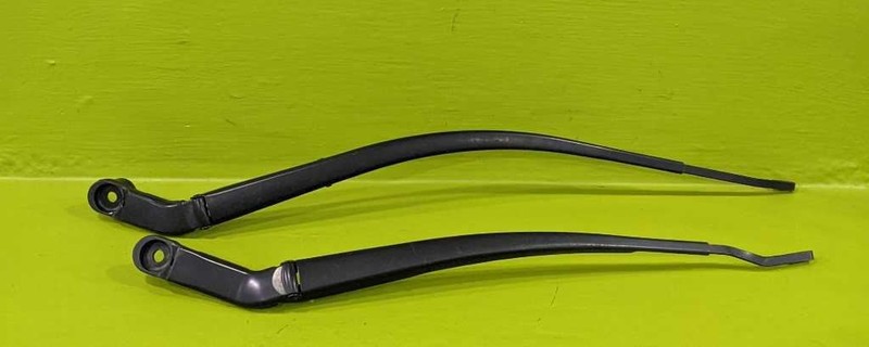 15 MAZDA 6 DRIVER LEFT / PASSENGER RIGHT WINDSHIELD WIPER ARM (PAIR) OEM 3869-88