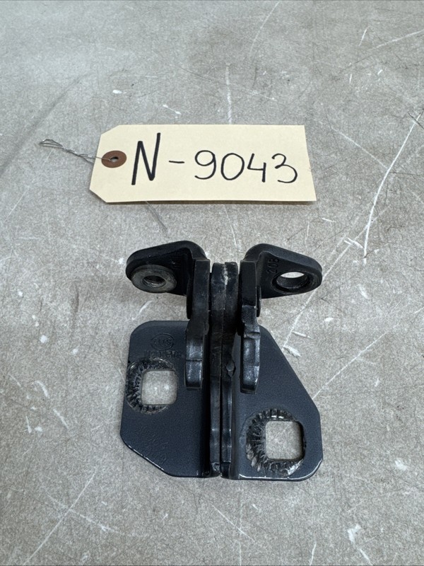 12-21 TESLA MODEL S REAR LEFT OR RIGHT SIDE UPPER DOOR HINGE OEM 9043 B74