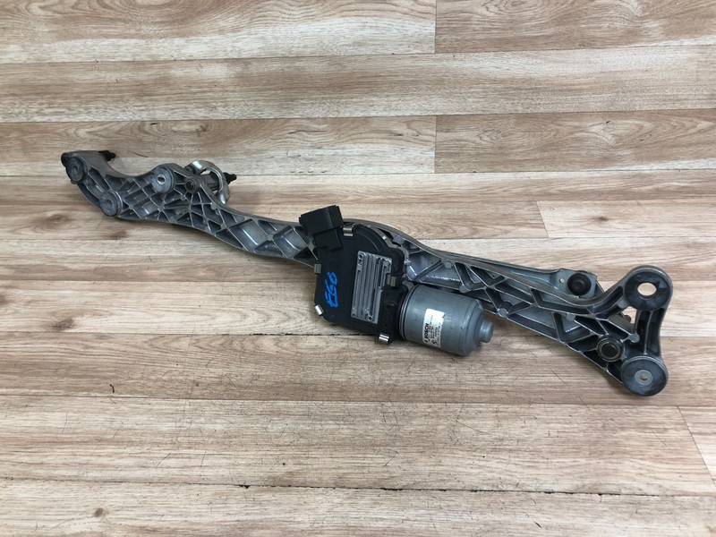 BMW E65 E66 745 750 760 OEM FRONT WINDSHIELD WIPER WITH MOTOR 2002-2008 4