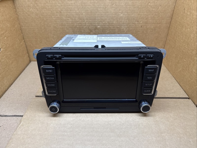 2010-2015 Volkswagen Passat Dash Radio Display Screen 3C0 035 684 C 3C0035684C