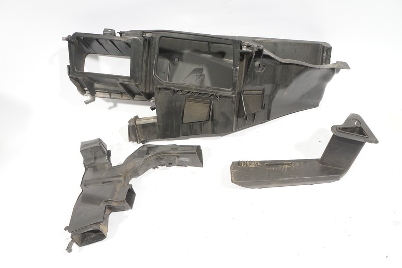 2010 - 2013 MERCEDES BENZ E350 DASHBOARD RIGHT SIDE AIR DUCT PANEL HOUSING OEM