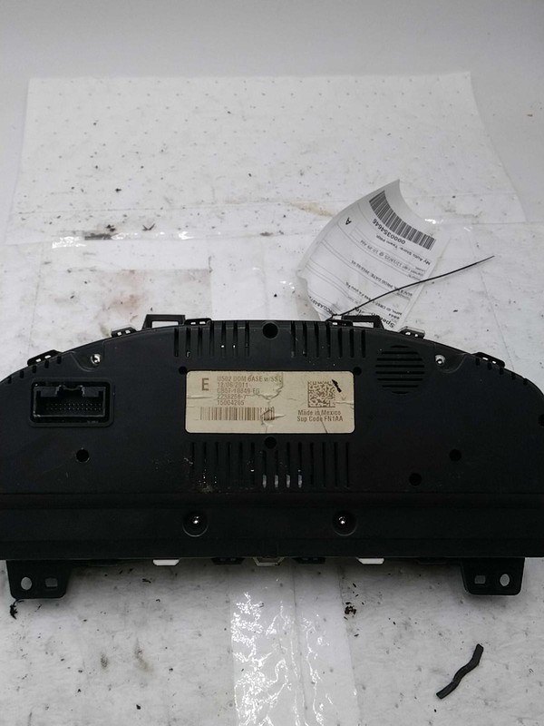 2012 Ford Explorer Speedometer Gauge OEM 275216 White 133K Miles