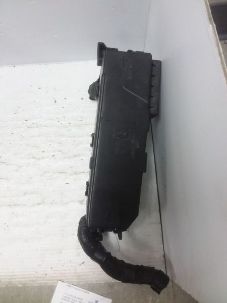 Fuse Junction Box Engine VIN 7 8th Digit Fits 09 ESCAPE 9L8T-14A003-BB