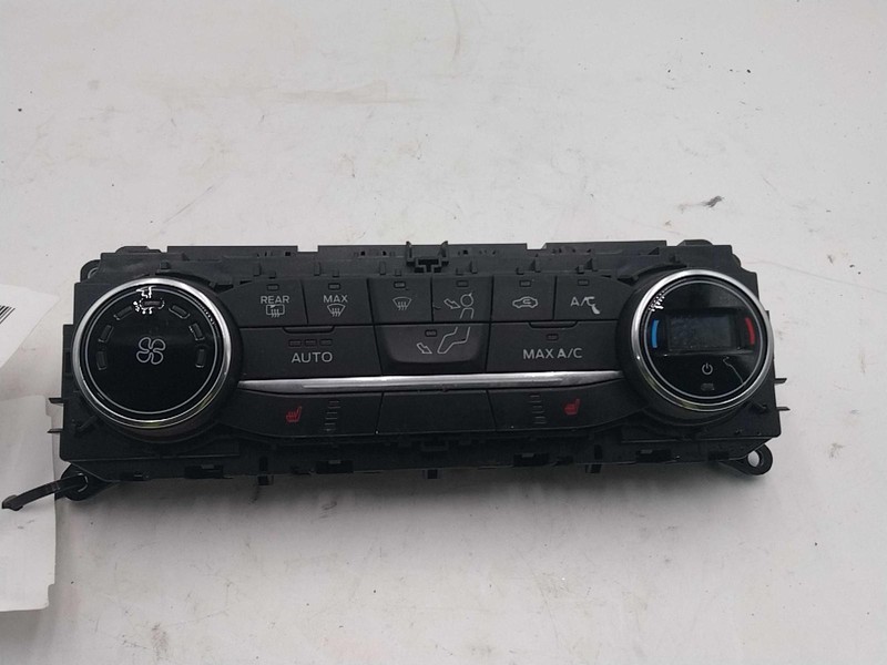 2019 Ford Ecosport A/C Selector Switch OEM Silver 656126 99K Miles