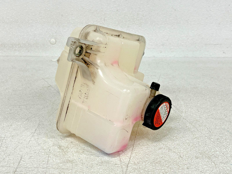 ⭐2015-2021 LEXUS NX200T 2.0L INTERCOOLER COOLANT OVERFLOW EXPANSION TANK LOT2637