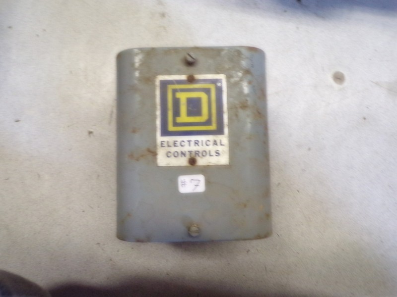 Square D Pilot 9007 B0-1 120-600VAC Enclosure *FREE SHIPPING*